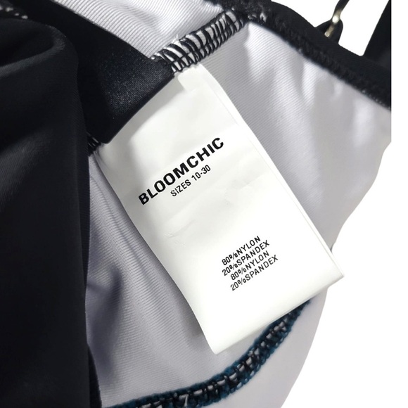 NWT BloomChic Two Toned Twist Front Adjustable Straps Tankini Top in Teal/Black - Picture 6 of 7